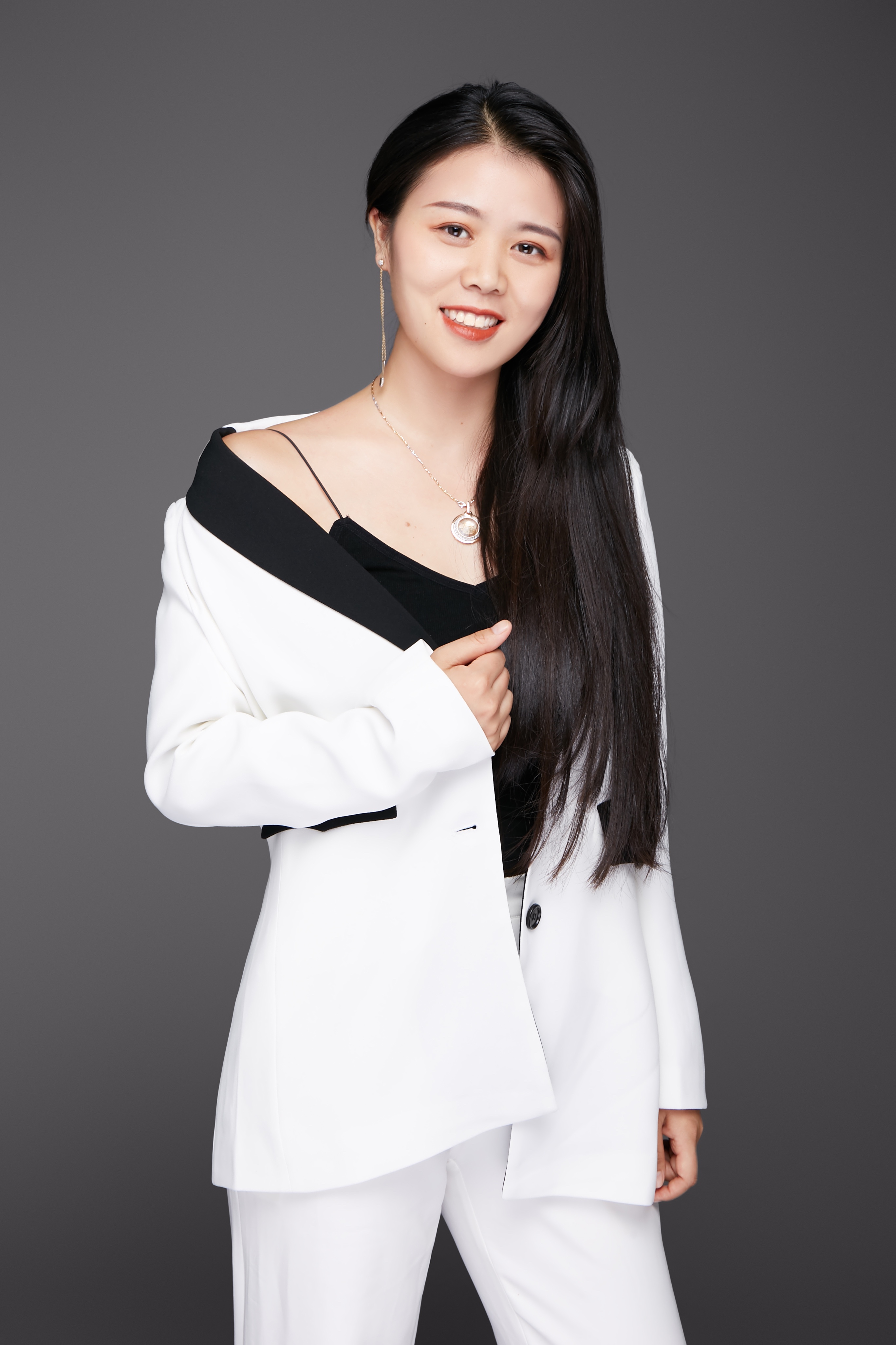 特邀讲师:南  熙